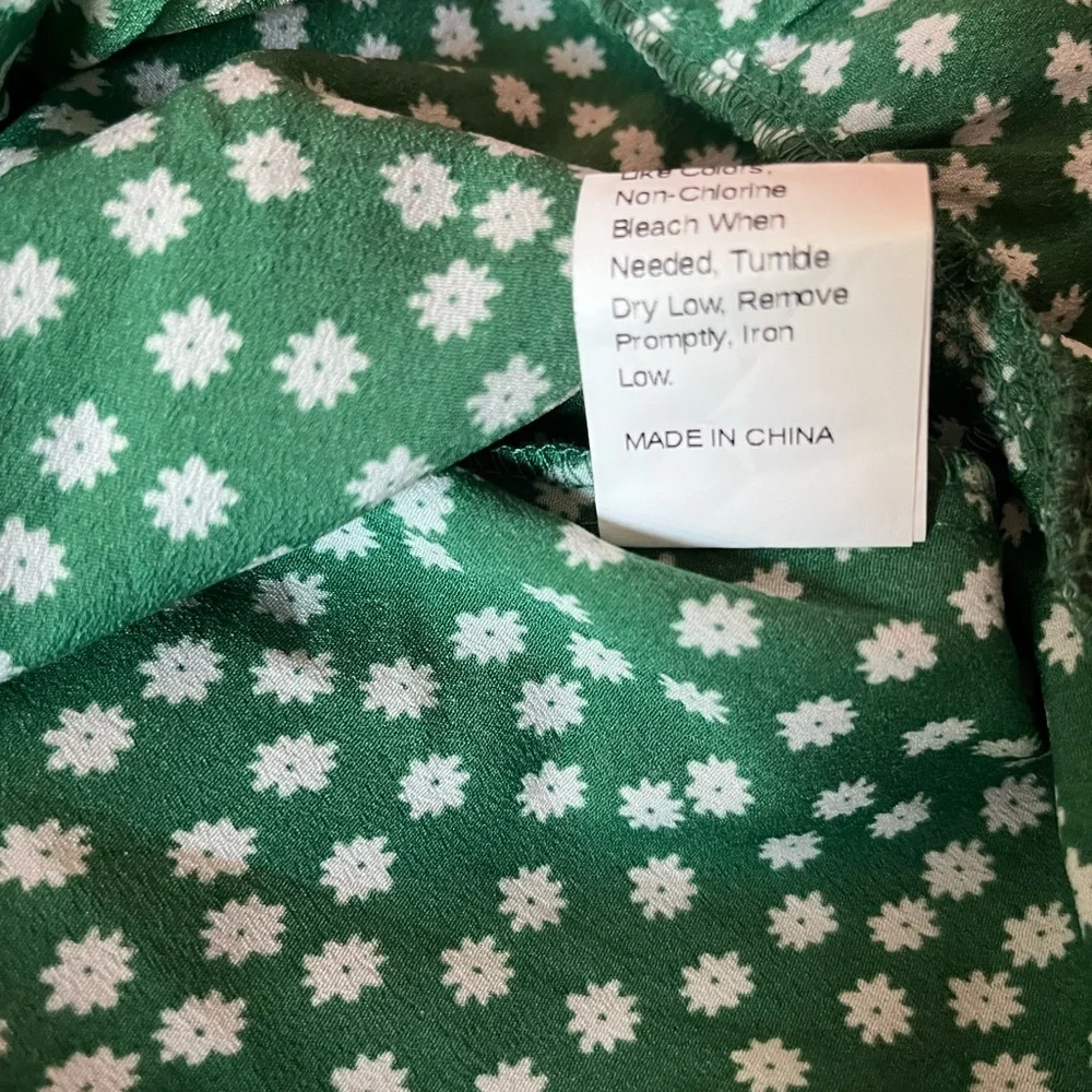 Shein size medium green floral dress - Picture 5 of 8